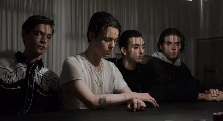 他们是当代最危险的朋克乐队,总让我觉得是自己的另一个分身.