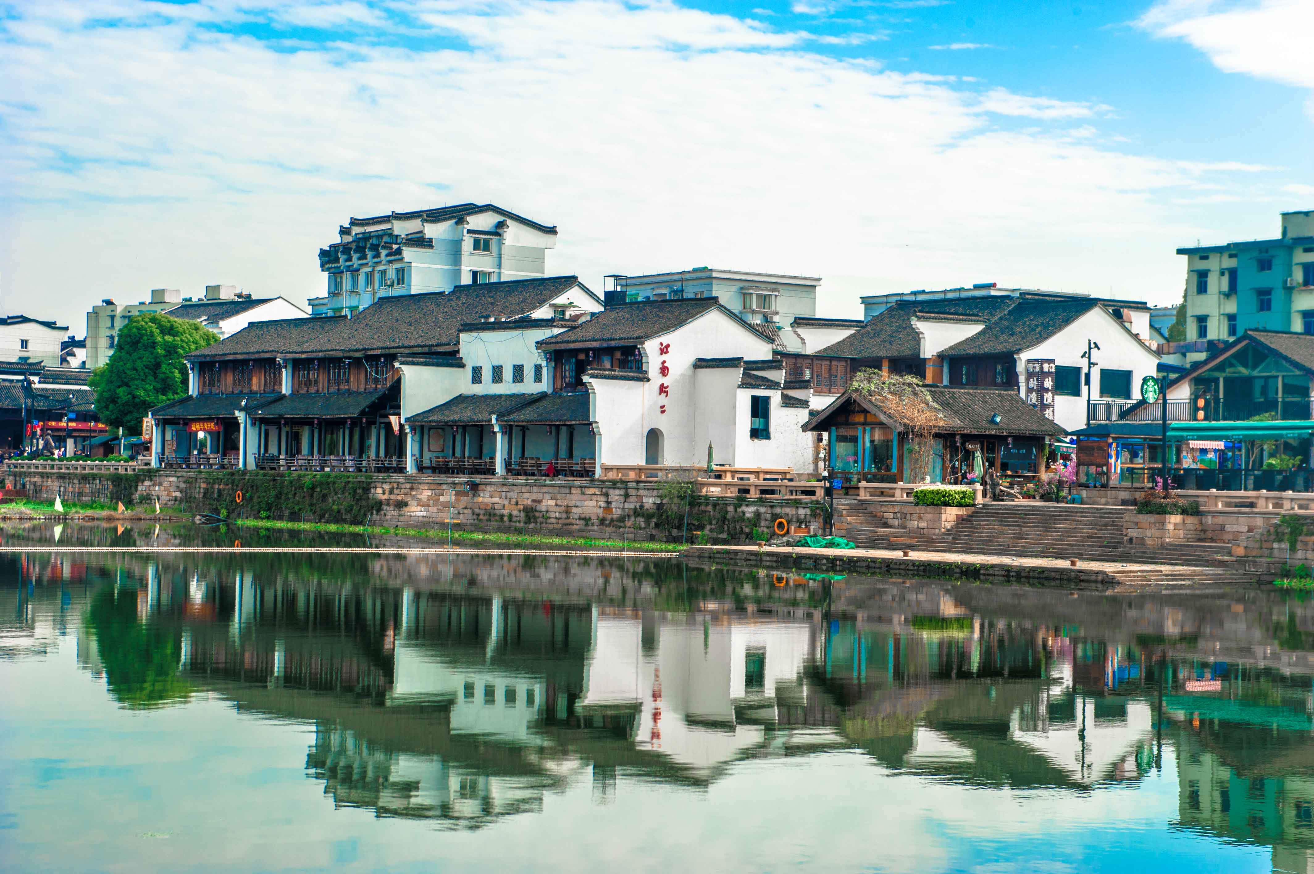 江浙沪最"人性化"的古镇,至今仍不收门票,风景宛如世外桃源!_塘栖