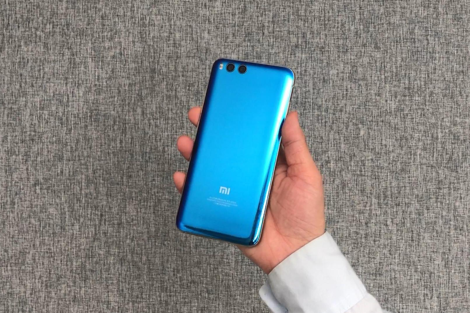 学生不懂手机别瞎买当今性价比最高的小米百元机开箱