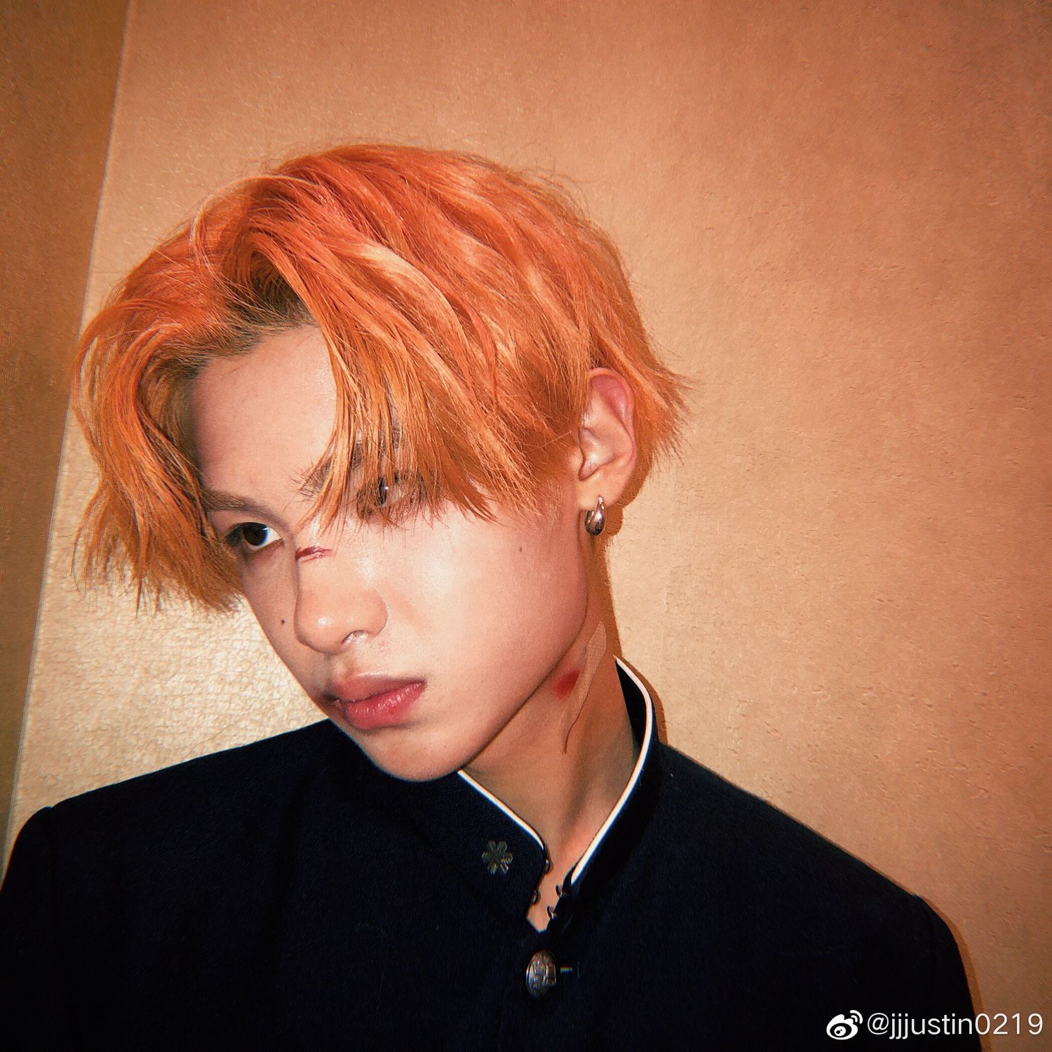 乐华十周年年会落下帷幕 justin更新cos樱木花道造型照