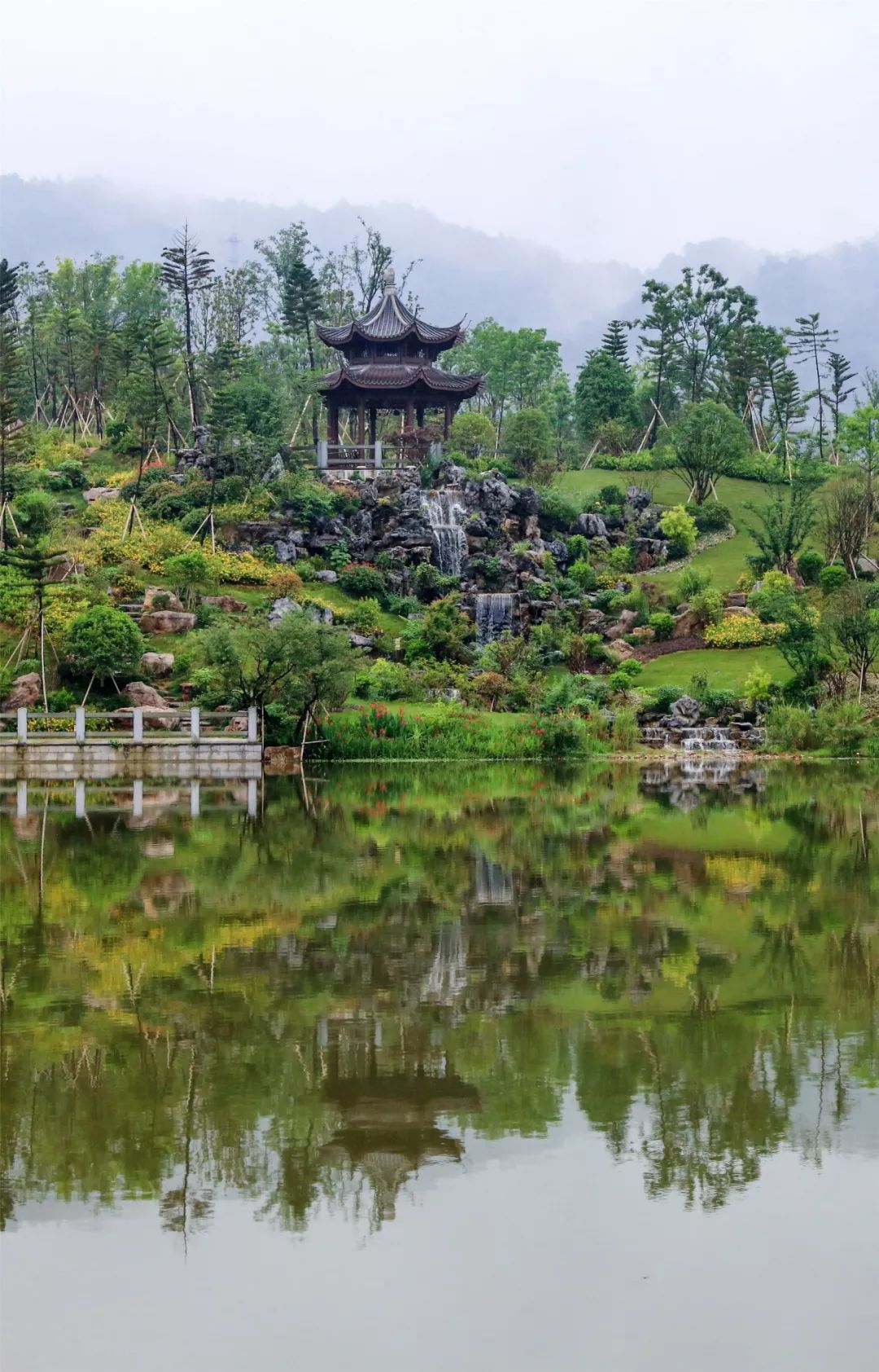 人文经典项目书香四溢美景满园安远县书香公园
