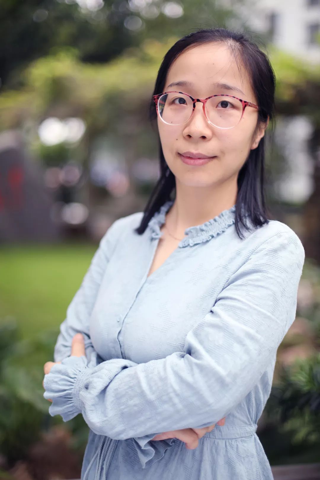 杨品钊老师历史科黄艳云老师英语科黄福弟老师语文科蔡 俐 老师语文科