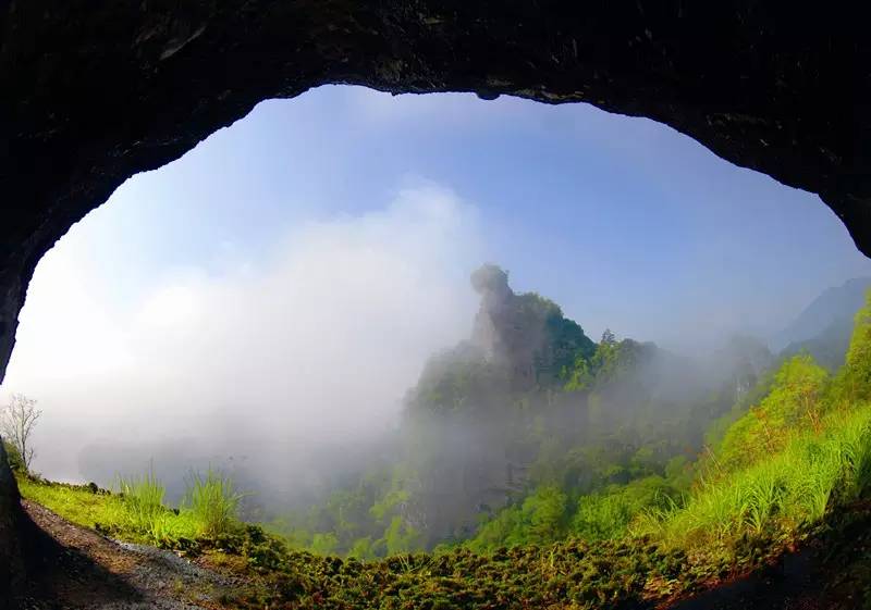 红军老山界穿越-华南之巅猫儿山 资源八角寨至湖南崀山徒步