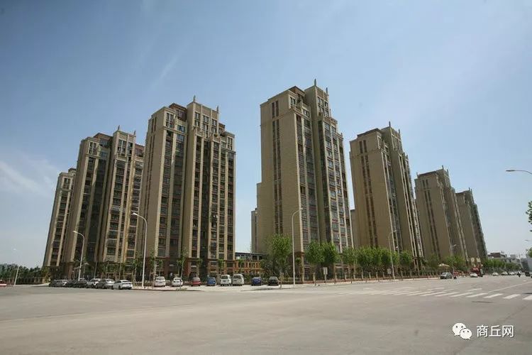 村民已经入住的中州新城安置小区近日,商丘市城乡一体化示范区民欣