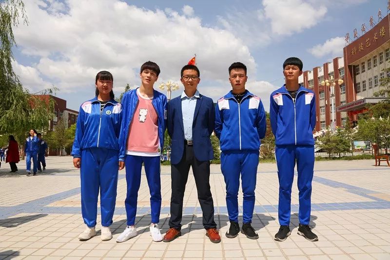 实拍西吉中学我们毕业了