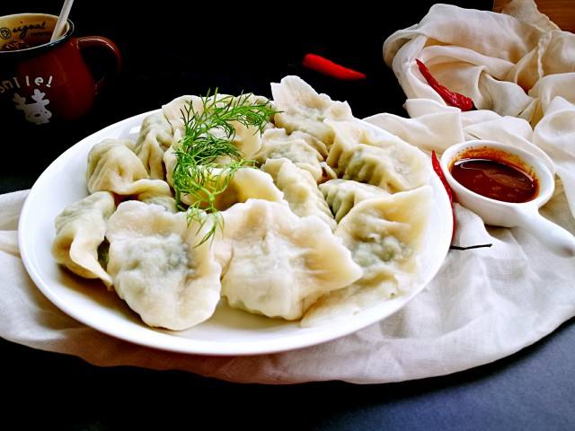 茴香包水饺,不要直接包,多加这一步,茴香更鲜香入味