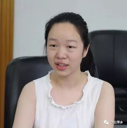 萍乡中学校长张水国,萍乡中学党委书记廖萍建,副校长钟武慷,周积纯等