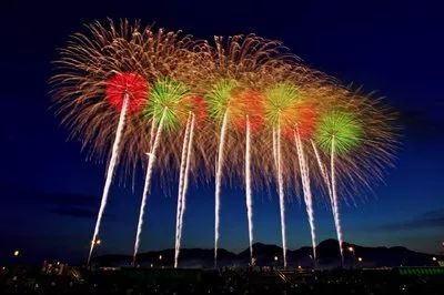 快看!令和最初的花火