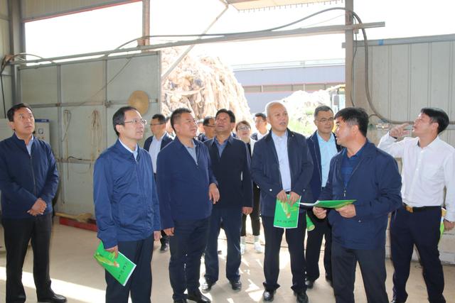 西固区委区政府主要领导赴东乡县对接脱贫攻坚工作