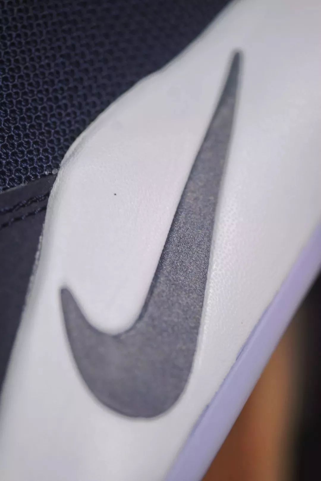 织物nike pg3 ep"paulette"nike 与 paul george 带来这双细节独特的