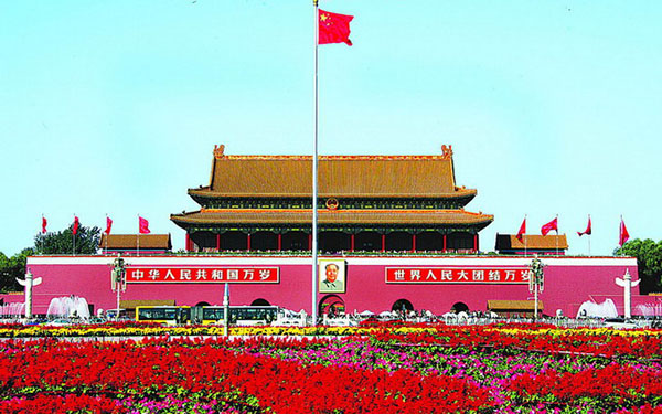 天安门天安门是明清两代北京皇城的正门,始建于明朝,最初名承天门