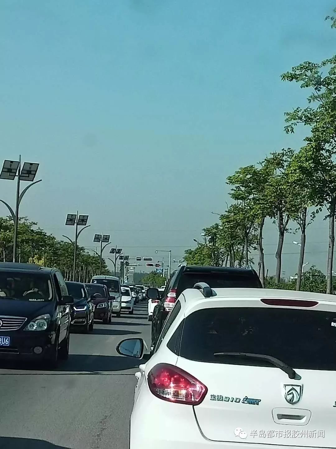胶州堵车成常态市民支招治堵您怎么看?