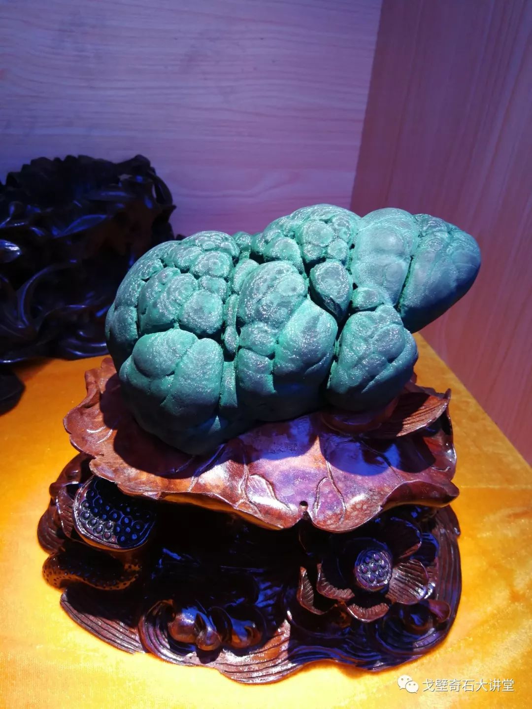 银川人根峰18万成交