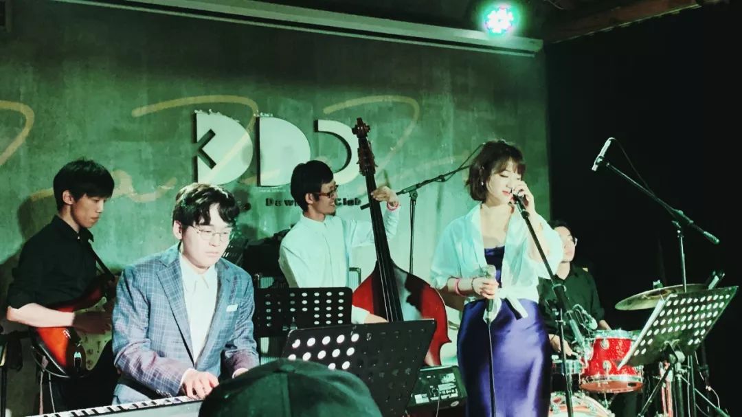 出炉啦8915感谢所有支持我们关注我们的朋友zazazsu乐队首张原创