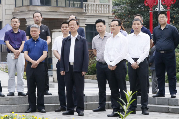 彭健初率队赴安吉县考察学习美丽乡村建设