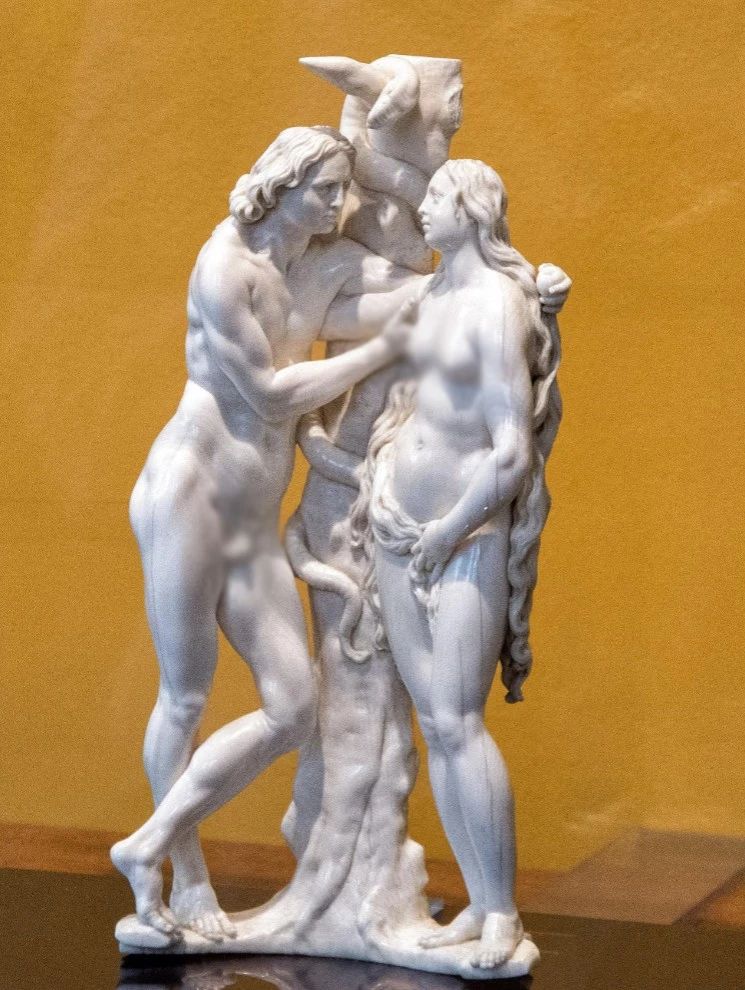 象牙雕像《亚当与夏娃》这是他认为最美丽的一件艺术品