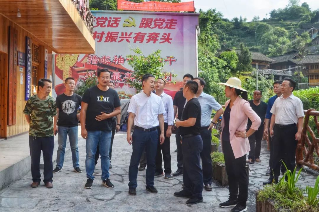 州委常委,州委政法委书记袁新天深入古丈县调研政法和扫黑除恶工作