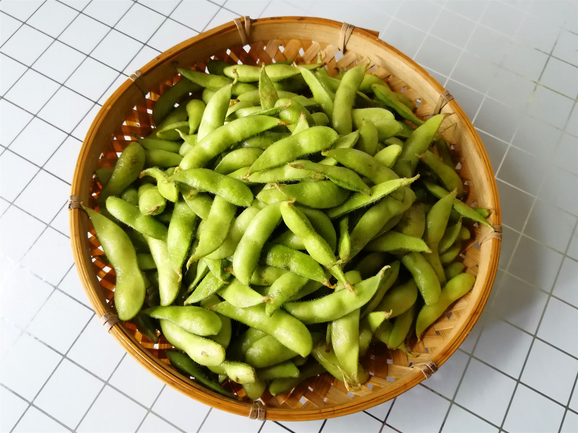 煮的毛豆颜色黄又不入味是方法不对教你正确做法翠绿又入味