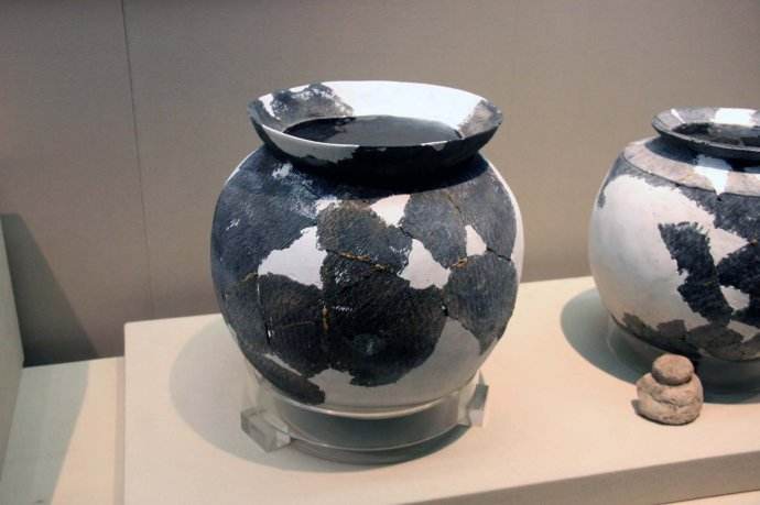 原创跨湖桥出土一件文物打破了河姆渡器木碗是国内漆祖的错误