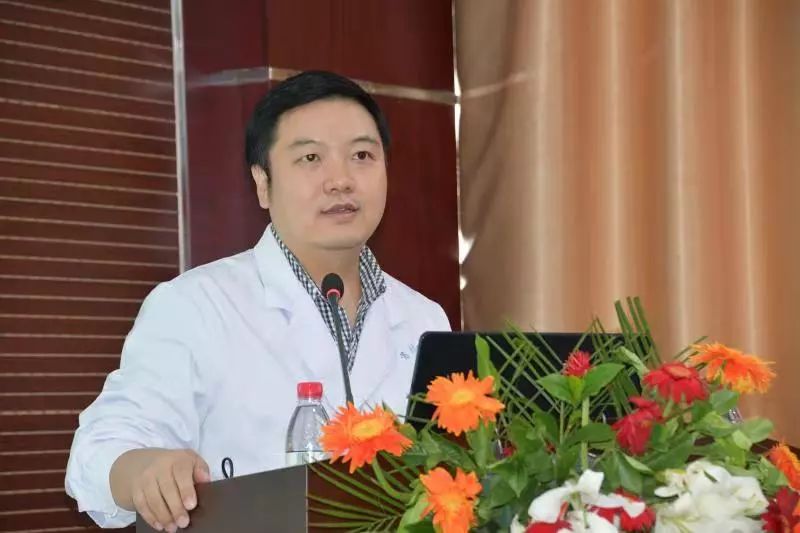 10普外科副主任赵玉洲从2005年硕士毕业加入河南省肿瘤医院普外科以来