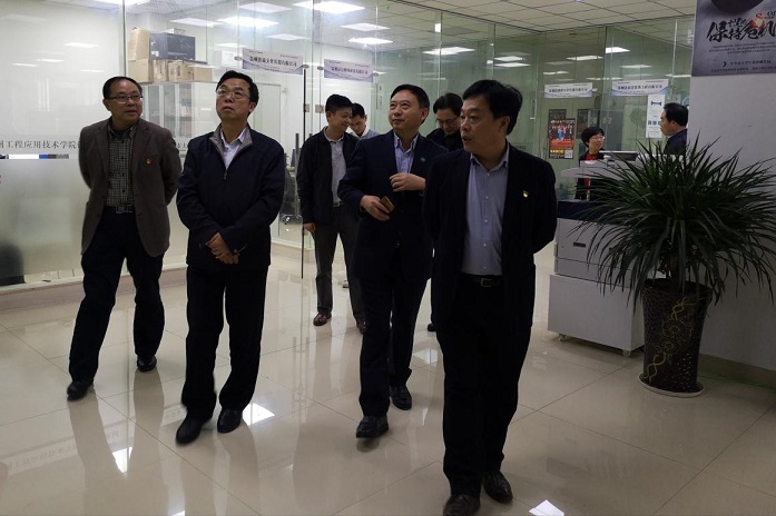 省科技厅副厅长安守海成果转化与区域创新处处长熊庆一行赴贵州工程