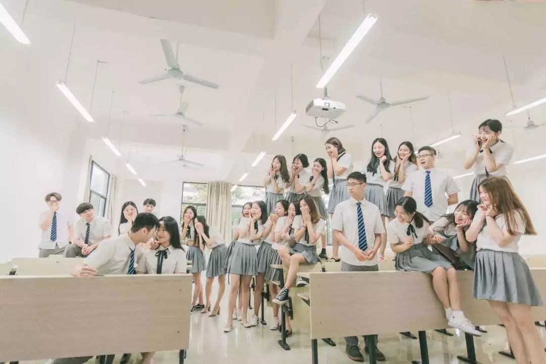 毕业季毕业照最强攻略姿势对了怎么拍都美