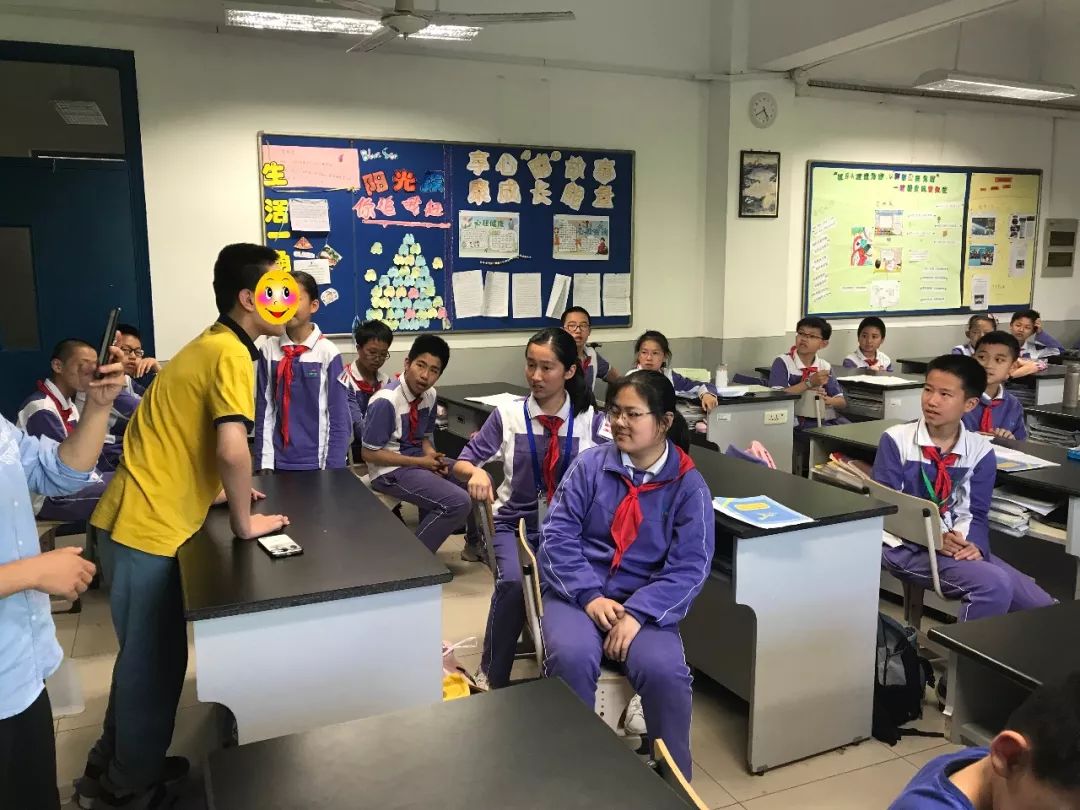 徐教院附中关爱脑瘫儿童特别活动