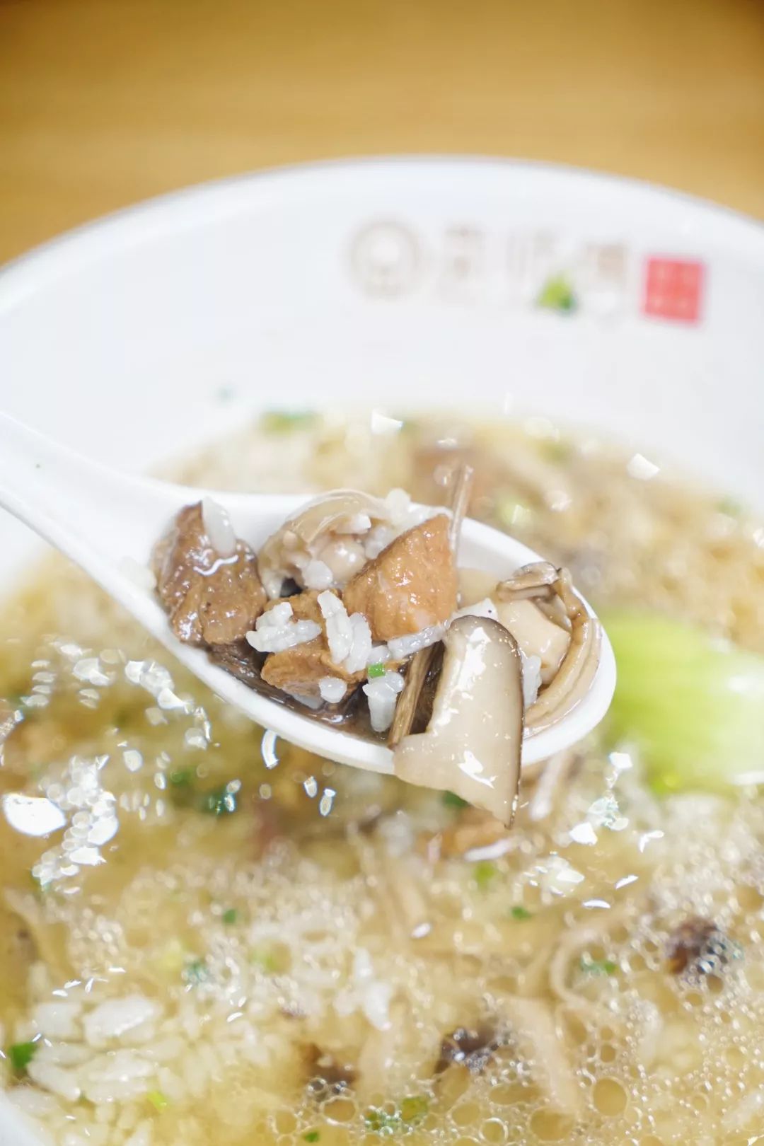 贵阳这家被各种吐槽的菌汤饭冤枉么