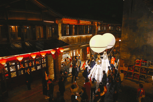 2019乌镇戏剧节我们发晚了那就来点特别的