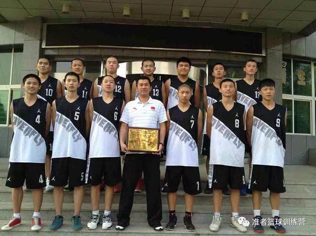 成为诸暨牌头中学的球员2013年张子涵背井离乡去到浙江他需要去看看