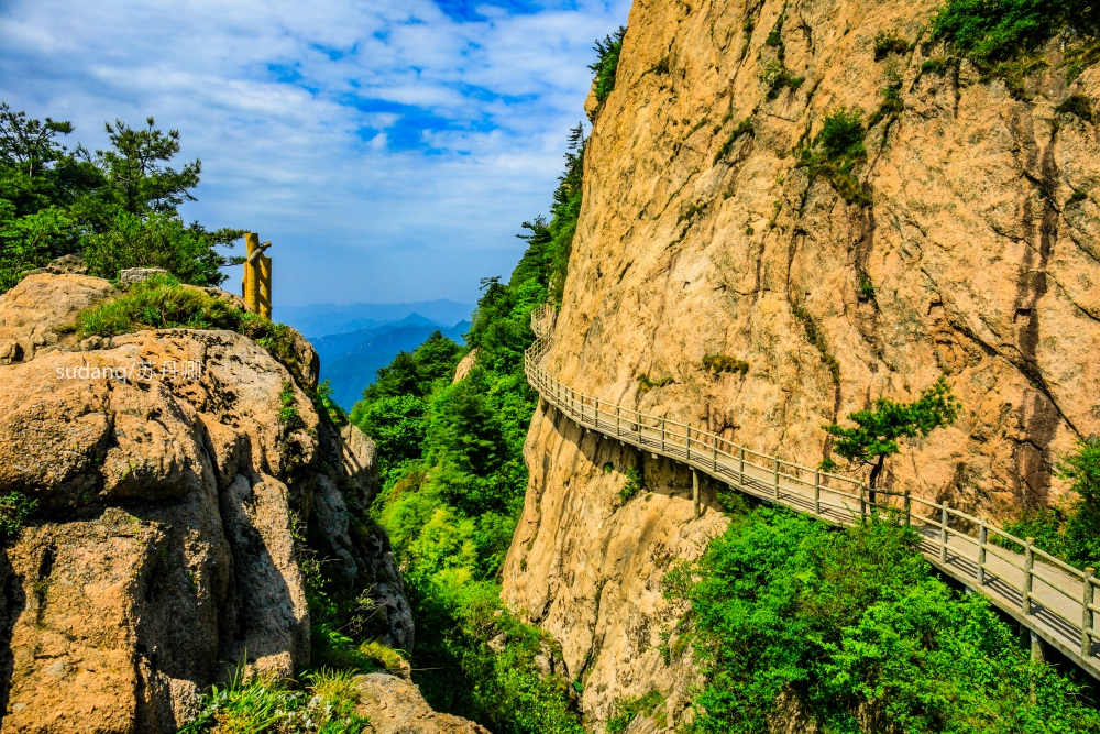 河南最美名山之一,古代帝王封其“天下名山”,受摄影师追捧 河南最美名山之一,古代帝王封其“天下名山”,受摄影师追捧