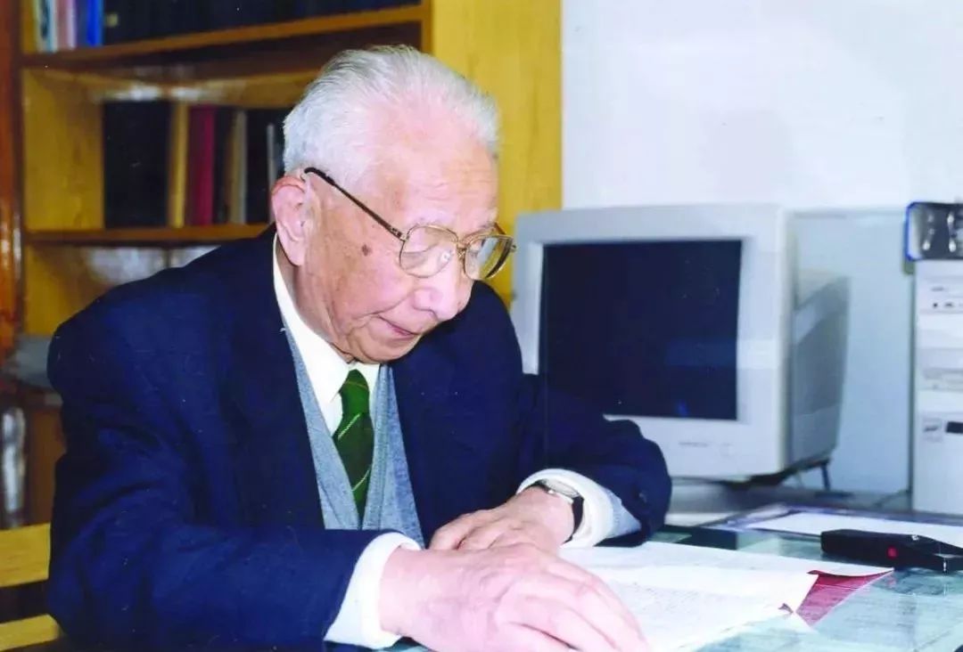 今天这位为国防尖端技术隐姓埋名的百岁院士走了