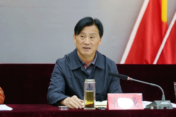 州人大调研组赴黑水县调研脱贫攻坚联系工作