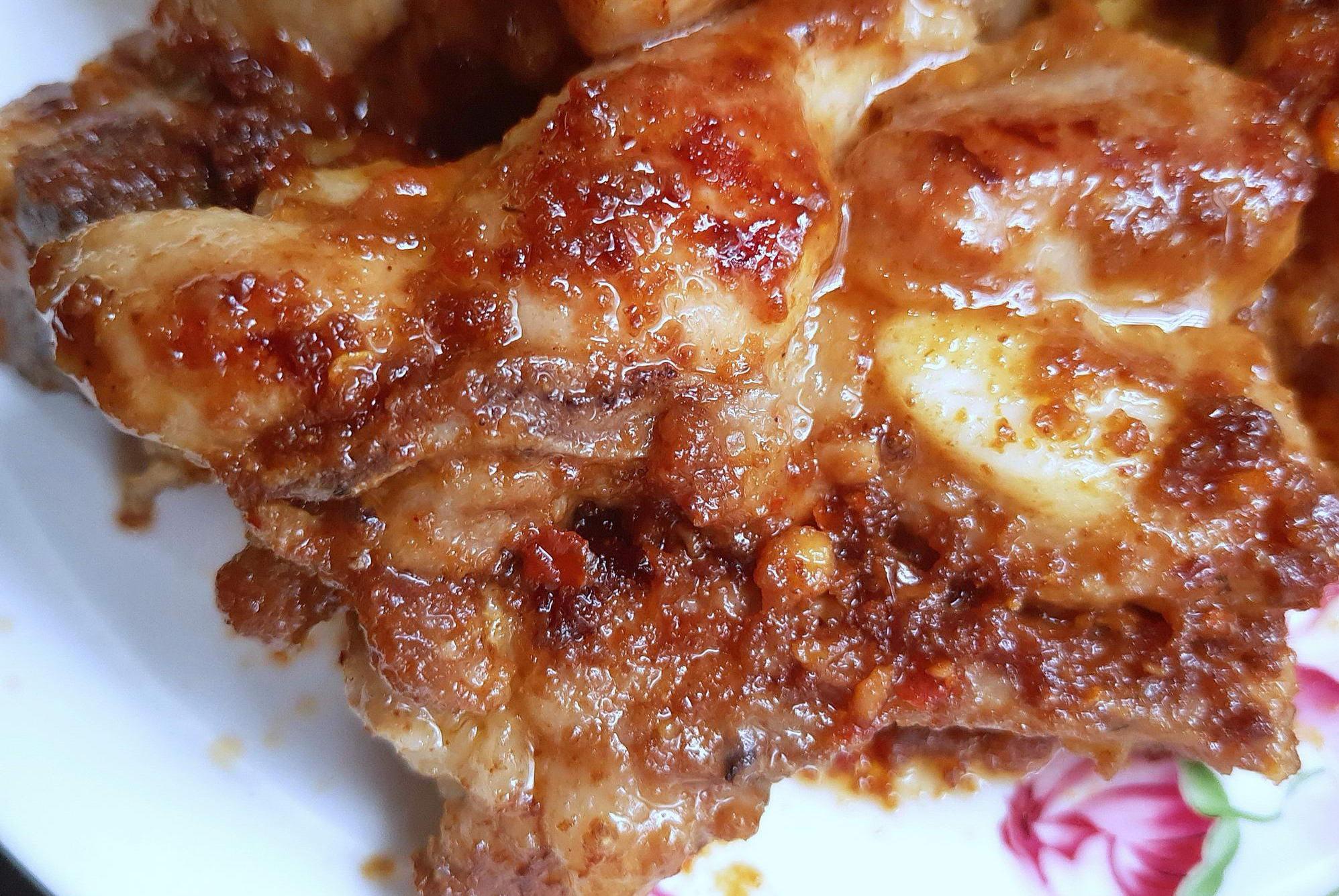 家常粤菜沙茶酱煎焗排骨顺德和潮汕美食合体