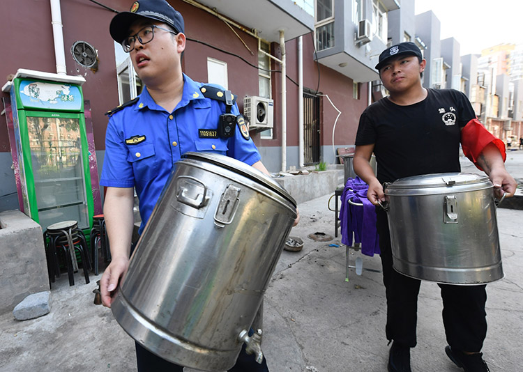 为中高考降噪 垡头城管开展专项整顿