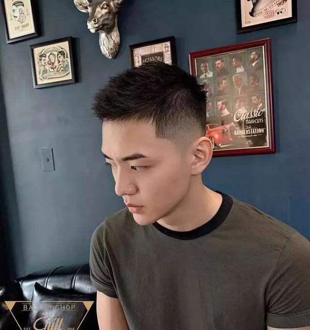 不剪寸头的男人,入不了夏?_头发
