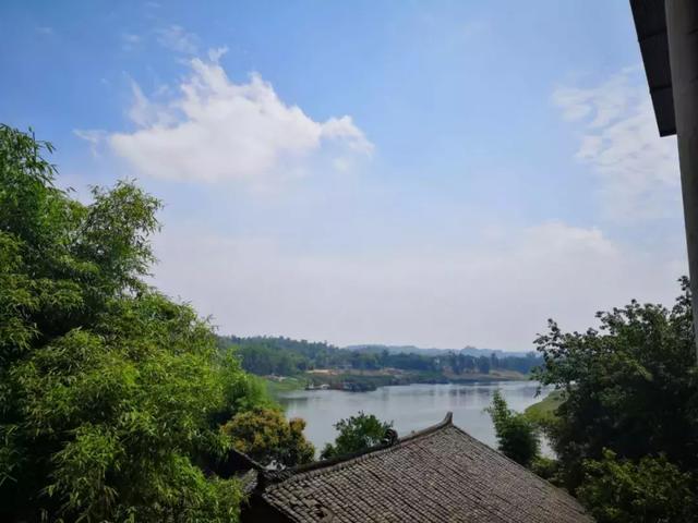 龙门镇藏着一个300年的曾家大院两捆甘蔗创造了一个甜城