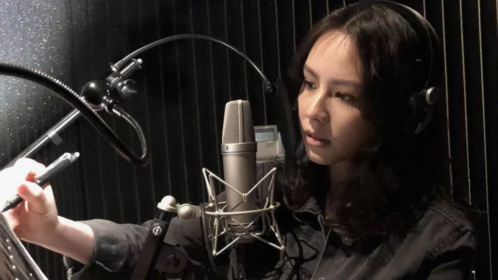 凭荷兰人的开放中国人的勤奋荷兰华裔歌手王诗安走红亚洲