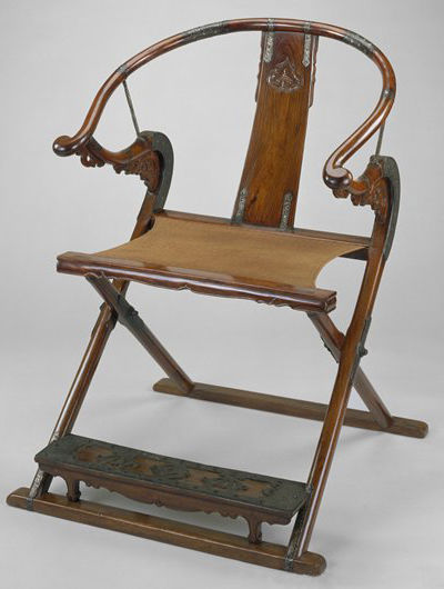 拥有一把黄花梨头把交椅是全世界明式家具收藏家的梦想