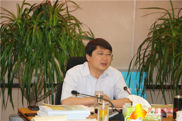 县农业农村局,林业局,财政局等有关单位负责人进行了认真的评议与讨论