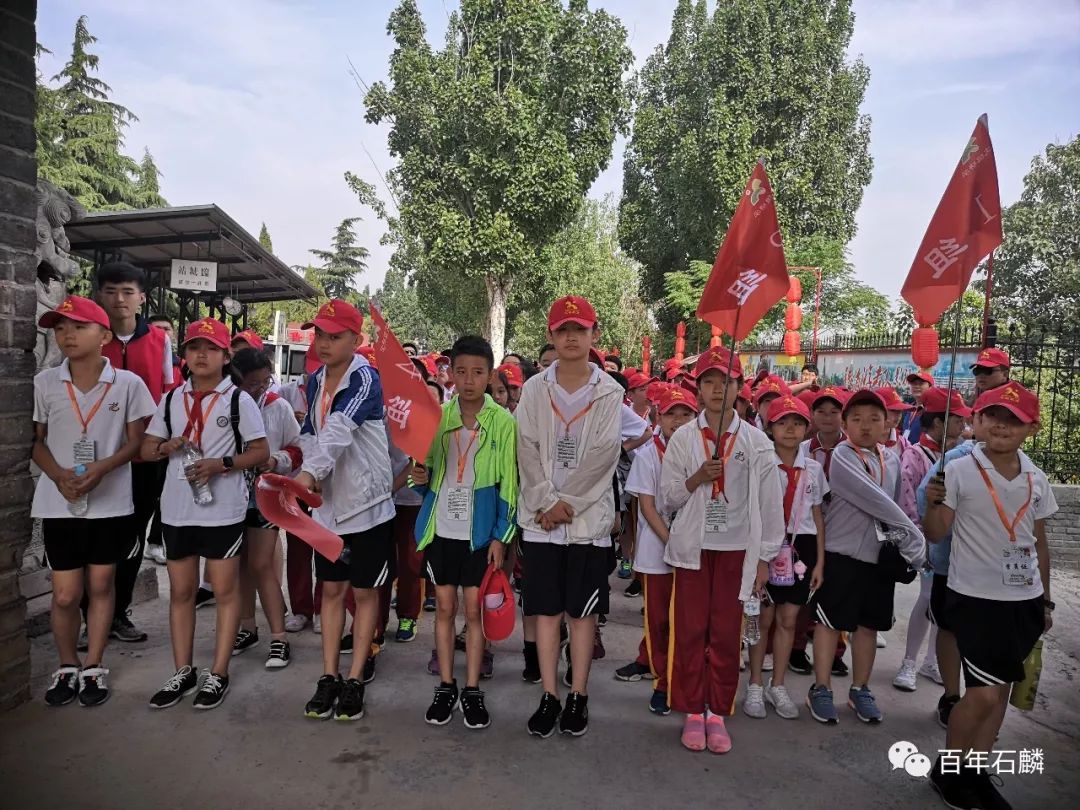 石麟研学慕英雄精神履英雄足迹长清区石麟小学台儿庄研学活动纪实