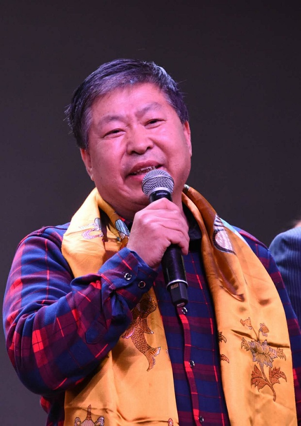 图示:陈铁松 ,刘清宇,寇雷 ,刘文芳,谭棋磔 ,耿梦君等六位主持人相继