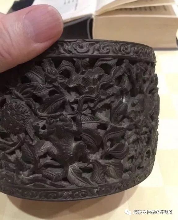 北京嘉德拍出最贵房价一件明宣德蟋蟀罐920万成交