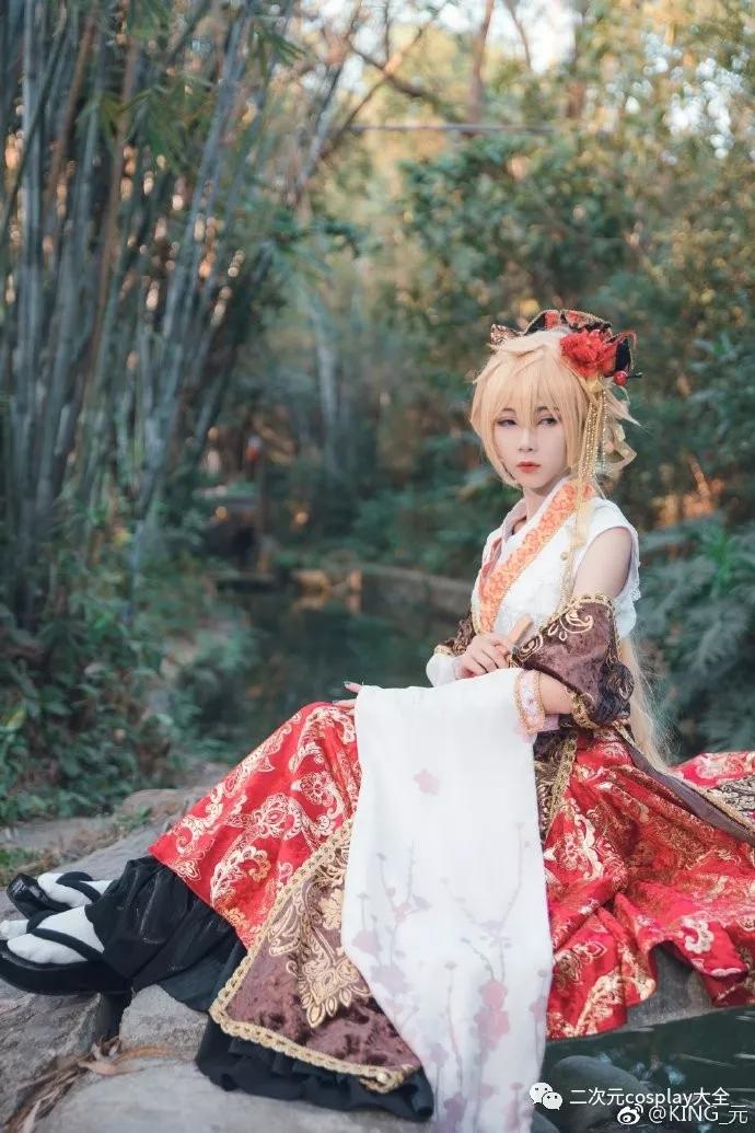 静音双子刹月华镜音连柔美清艳好有气质的cos