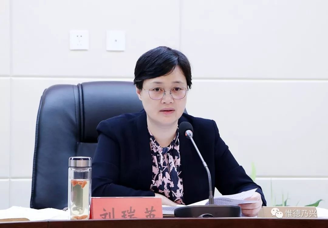 刘瑞英在会上指出,自创国卫工作启动以来,大家都干得非常卖力,非常