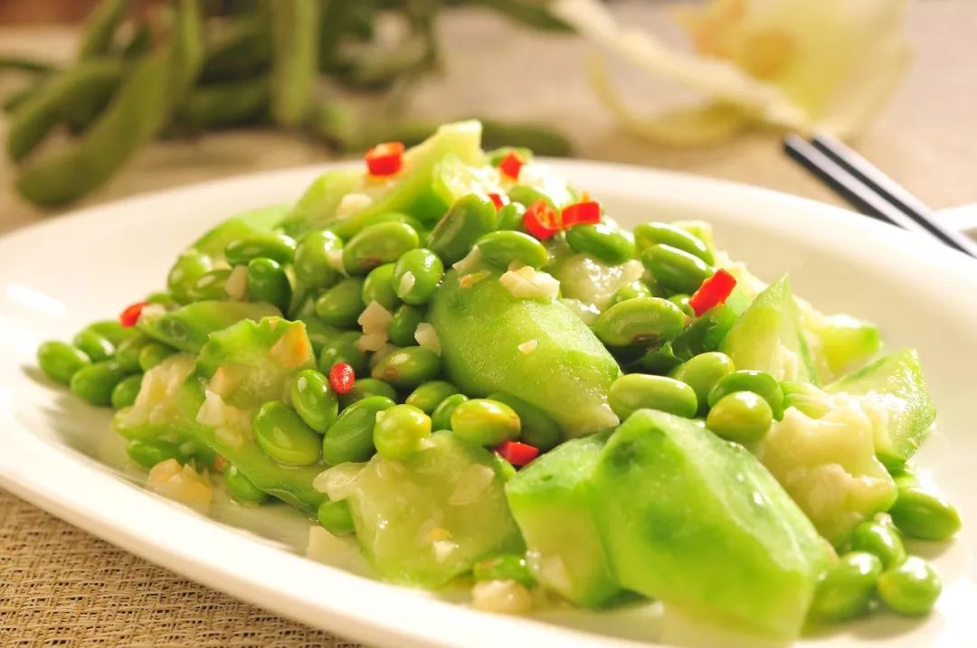 夏天,吃减肥药不如吃它,减肥消脂排宿便,还能淡化色斑_毛豆