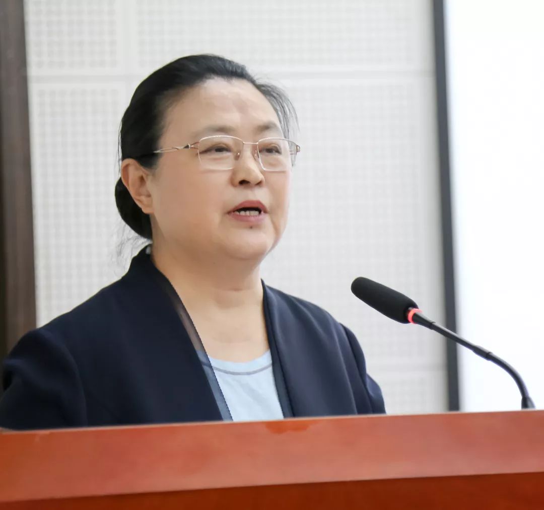 陈迈连小敏张春旺应邀出席首届一带一路华侨华人与华文教育研讨会