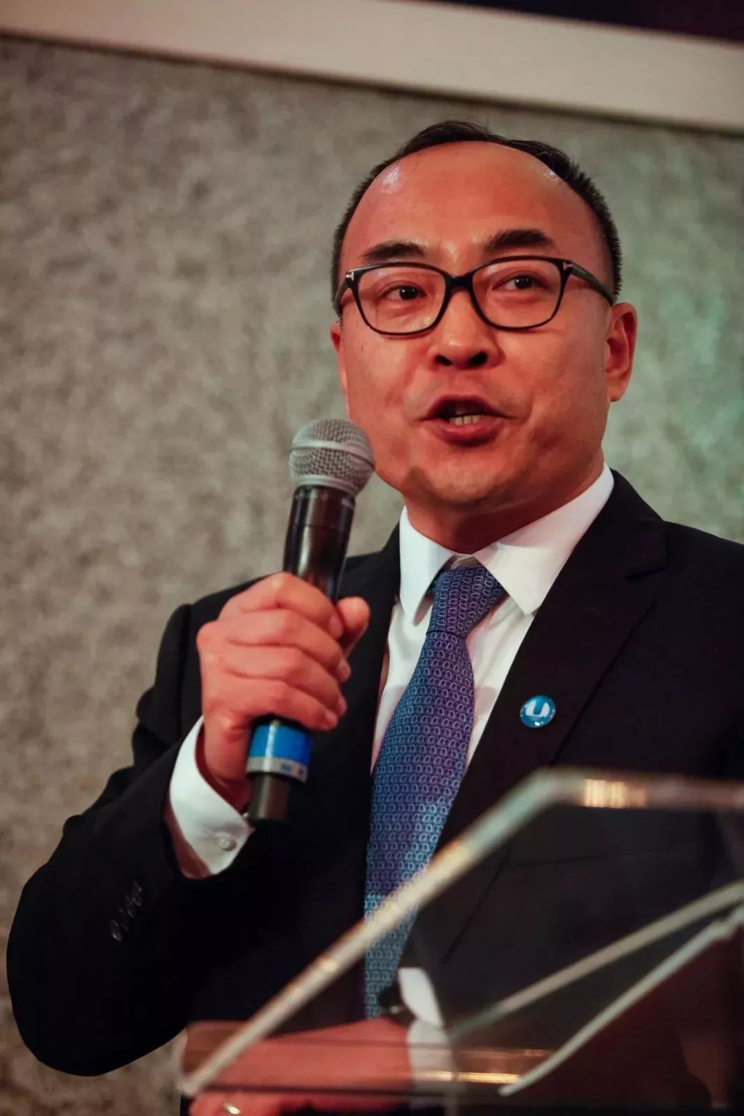 三峡巴西公司总经理李银生介绍说,三峡集团积极致力推动中巴文化交流