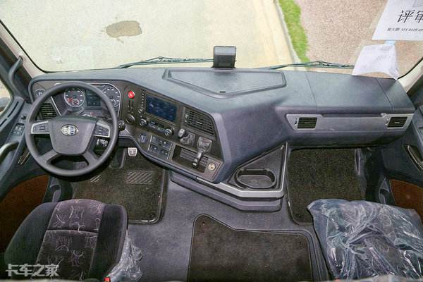 550马力amt液缓还有9气囊带后提升的解放j7你们见过没