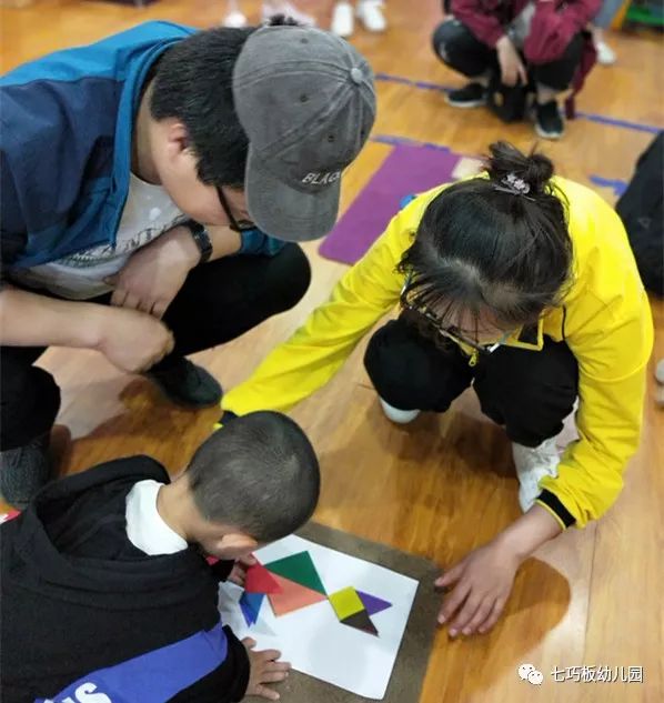 建行金昌分行携手七巧板幼儿园开展庆"六一"亲子趣味活动